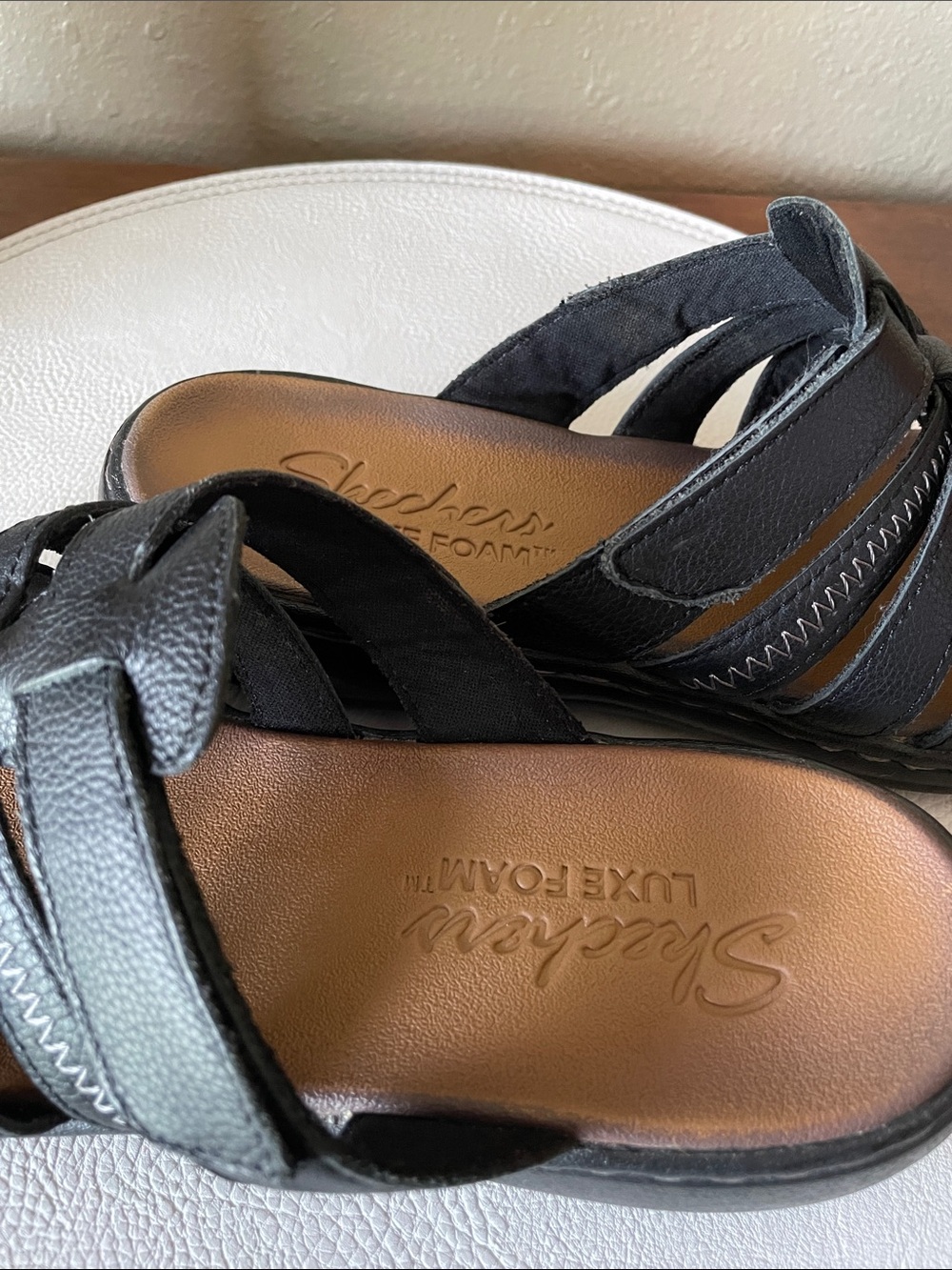 Skechers Luxe Foam Slip on Sandals Very Good Used Condition - Picture 7 of 12